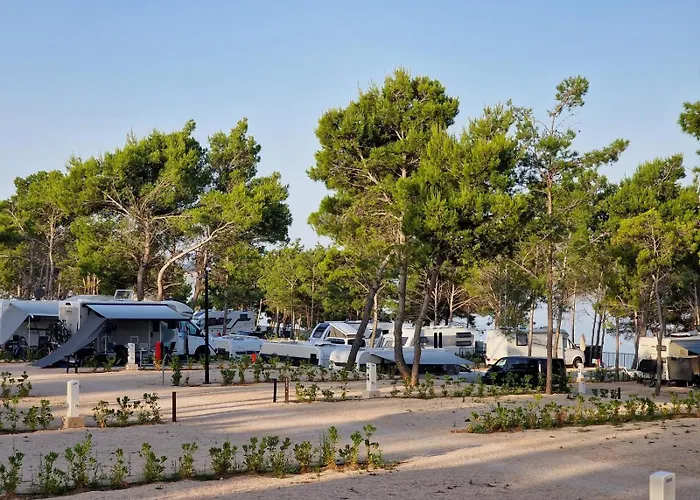 Aminess Style Avalona Pitches Kamp alanı 5*
