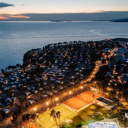 Parque de Campismo Aminess Style Avalona Pitches 5*