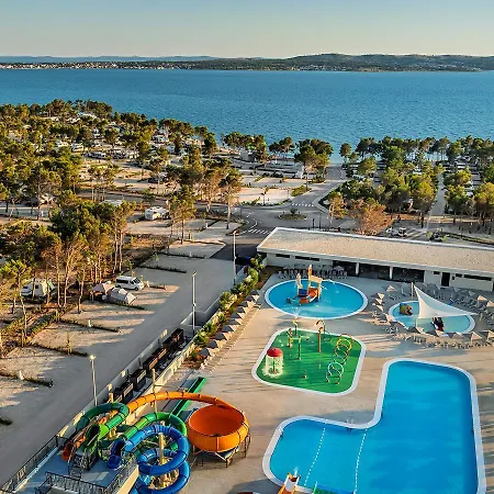 Parque de Campismo Aminess Style Avalona Pitches 5*