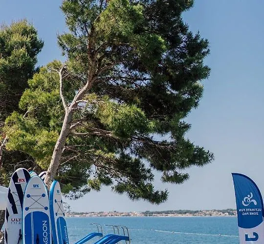 Camping Aminess Style Avalona Pitches 5*